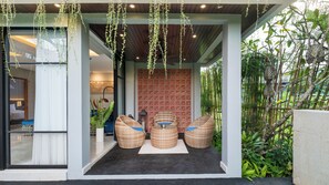 Villa, vistas a la piscina | Vistas desde la habitación