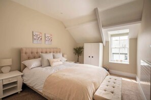 5 bedrooms, iron/ironing board, travel crib, WiFi