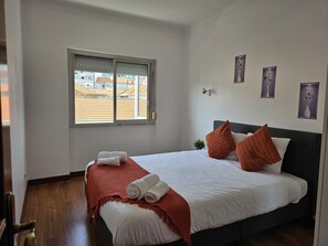 3 Schlafzimmer, kostenloses WLAN, Bettwäsche