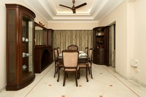 Interior - Nivaasa Apartment by Jadecaps (Kolkata)