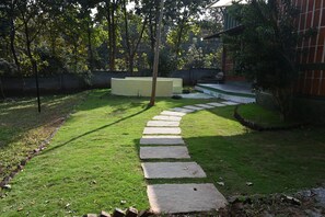 Villa (1 Bedroom) | Interior - Rustic Farmpool (Hosur)