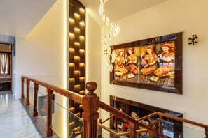 Villa (6 Bedrooms) | Interior