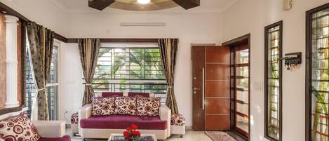 Villa (1 Bedroom) | Front of property