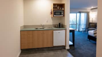 Deluxe-Studio | Eigene Küche | Mini-Kühlschrank, Mikrowelle, Toaster