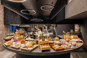 Daily buffet breakfast for a fee