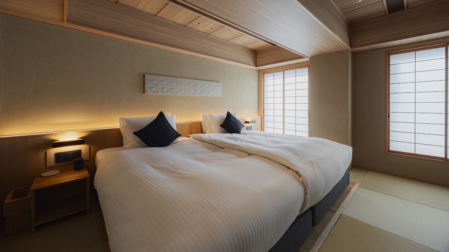 In-room safe, free WiFi, bed sheets