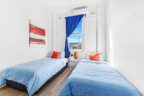 Kamar Double atau Twin Standar | Fasilitas kamar