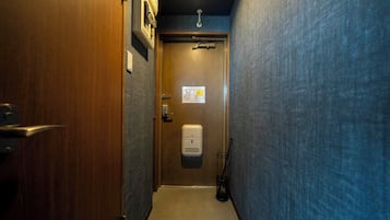 Pintu masuk properti
