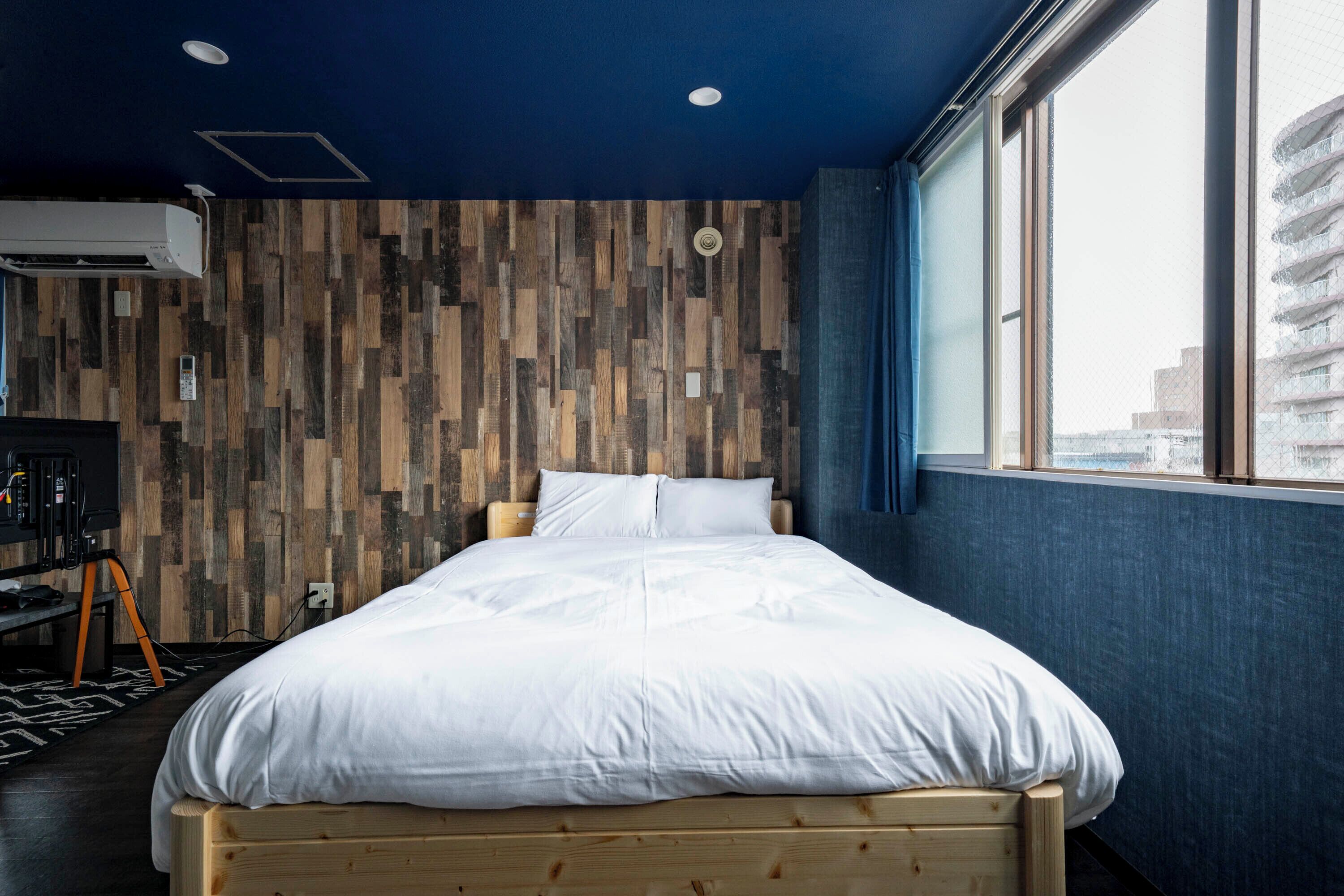 Fer et planche à repasser, accès au Wi-Fi (inclus)