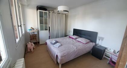 Appartement de plain pied , centre ville Ă 5 min, terasse, plein sud