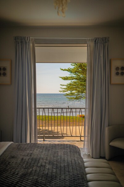Lusa Beach Studios
