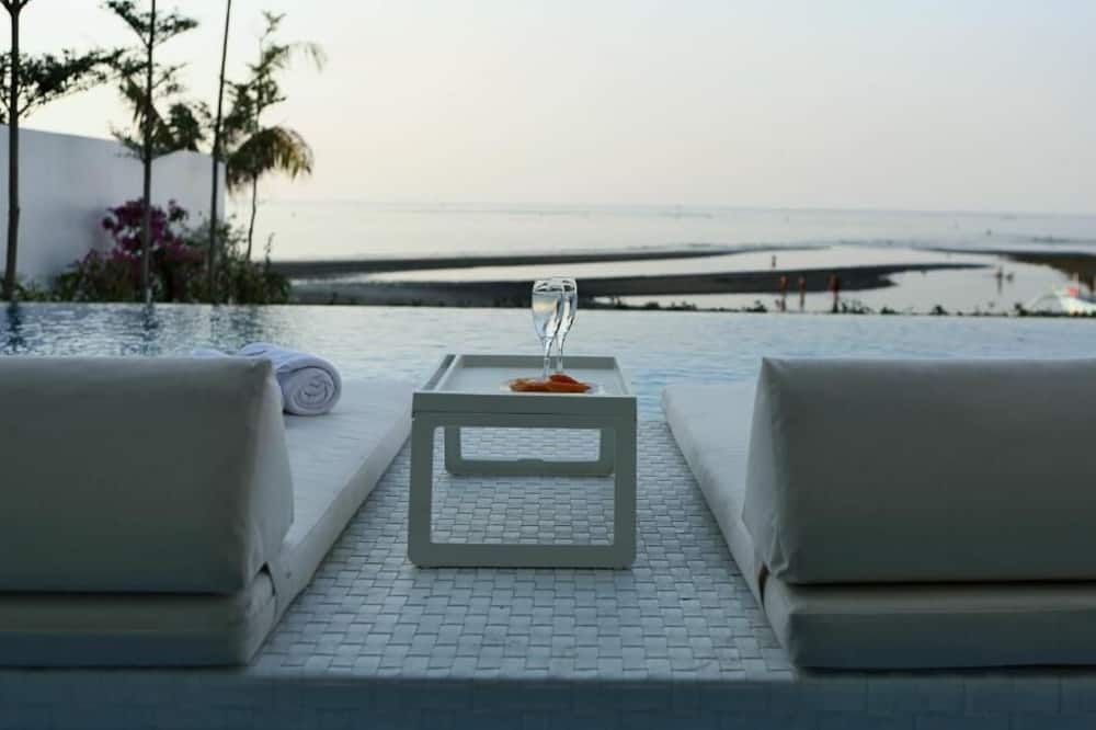 Lusa Beach Studios