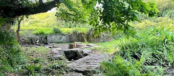 Breton family farmhouse 3 to 5 minutes from the sea on foot