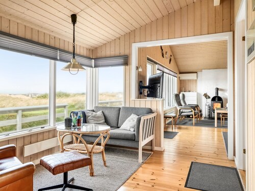 "Fridgerd" - 300m from the sea by Interhome