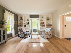 Interior - Dog-Friendly Wine Country Stay w/ Firepit & AC (Carlton)