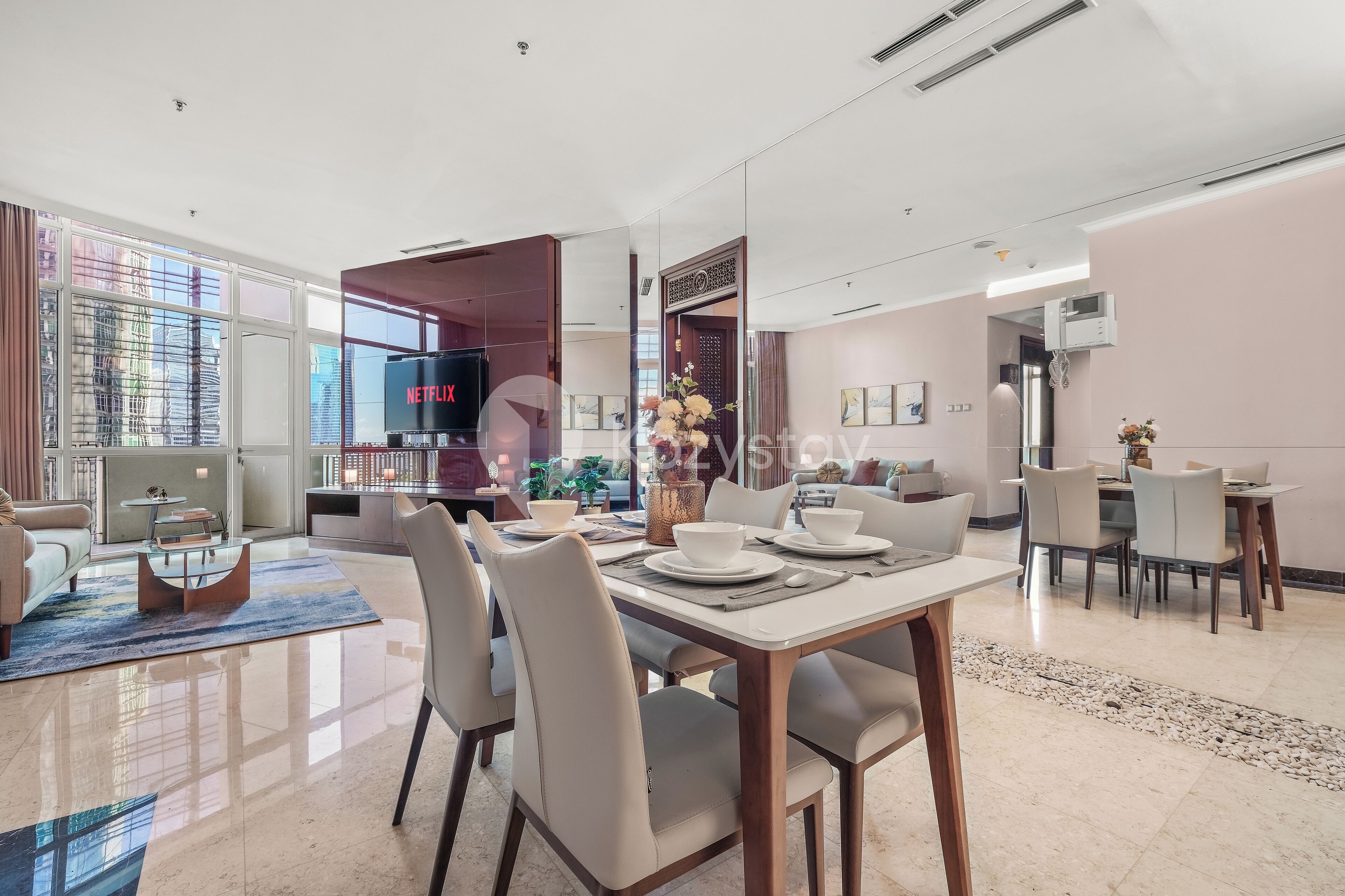 Apartment, 2 Bedrooms, City View | Dining room