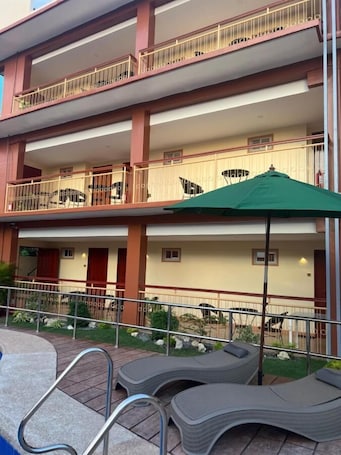 Fachada. Rufana Suites