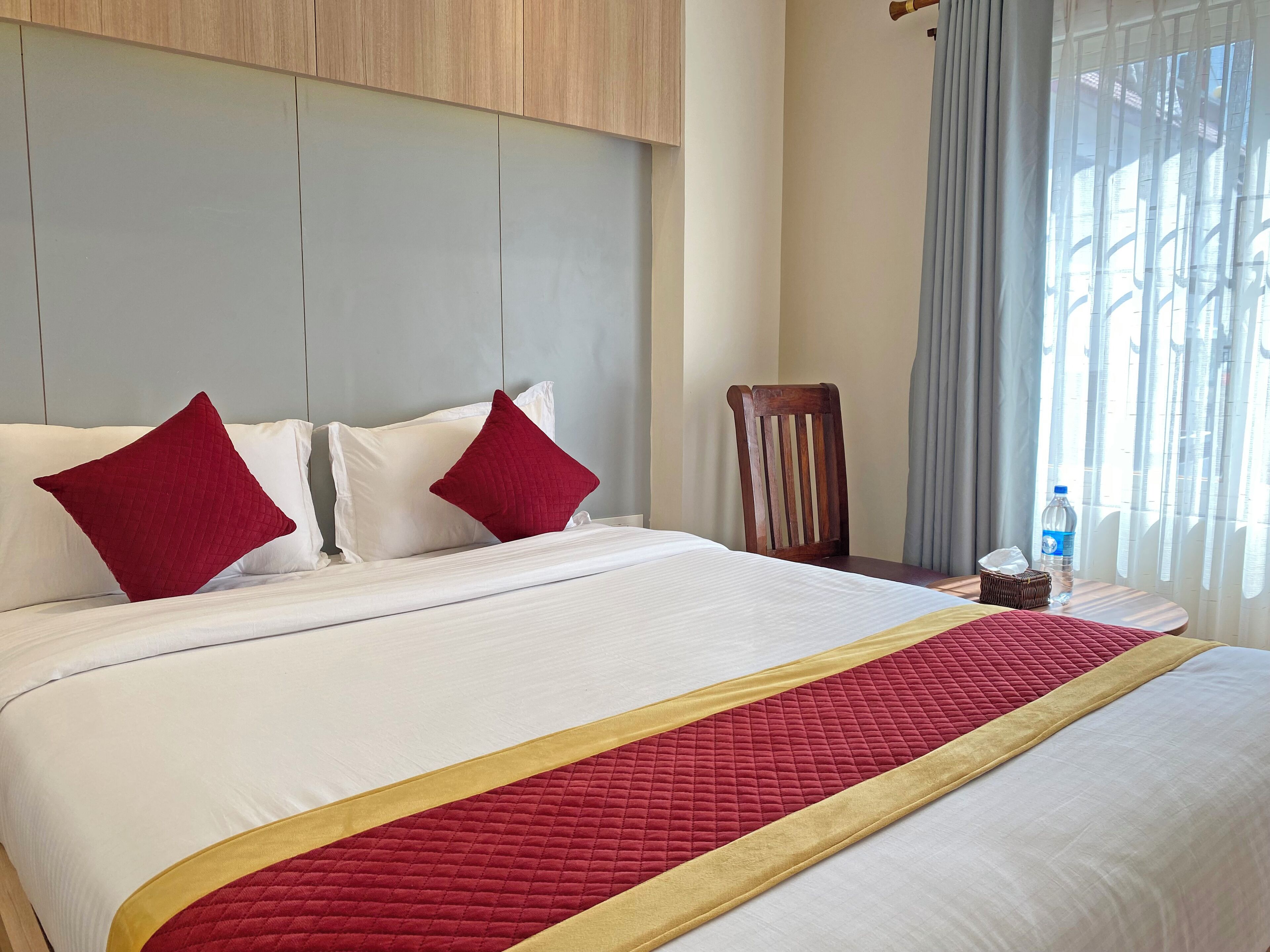 デラックス ダブルルーム シティビュー | デスク、ノートパソコン用作業スペース、WiFi (無料)