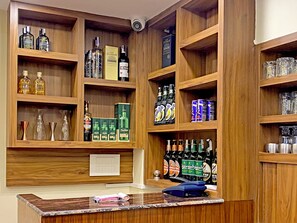Bar (in der Unterkunft)