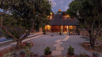 Villa (2 Bedrooms) | Boendets fasad