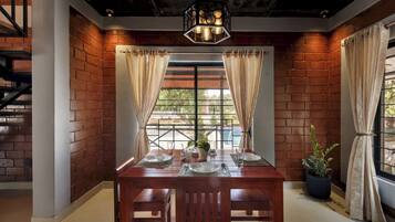 Villa (2 Bedrooms) | Interior