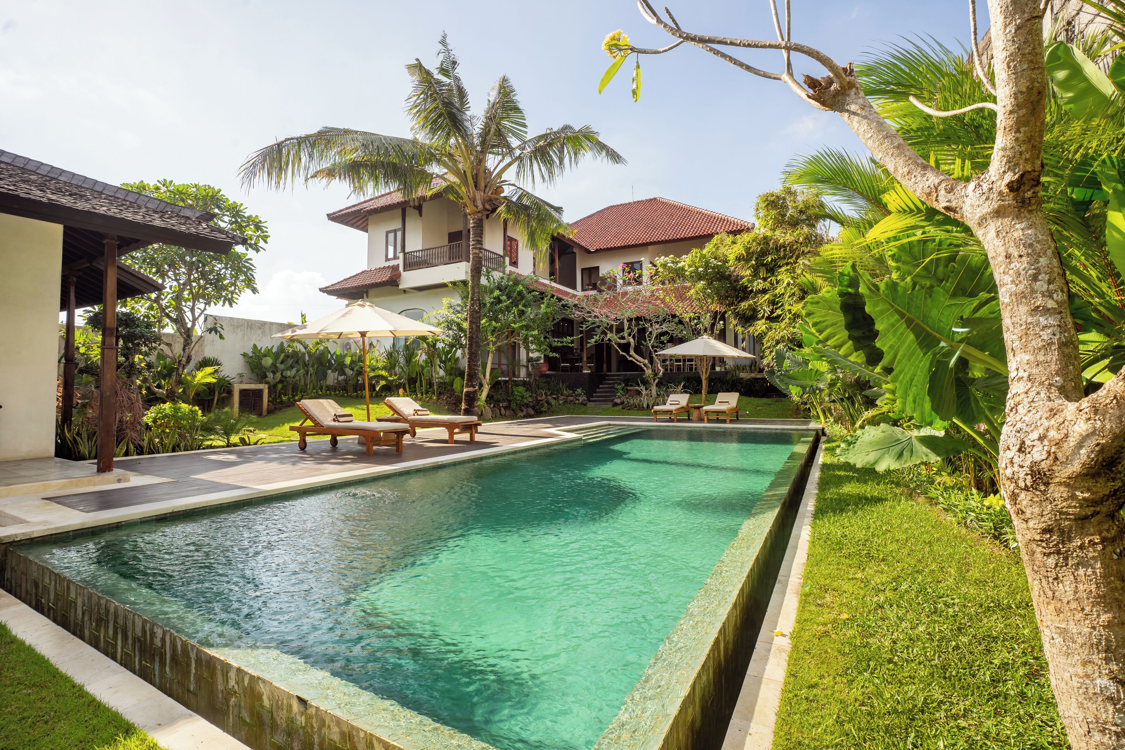 Bagian depan properti