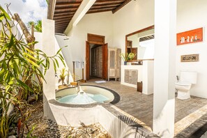 Familjevilla - 5 sovrum - privat pool | Badrum | Gratis toalettartiklar, hårtork, bidé och handdukar