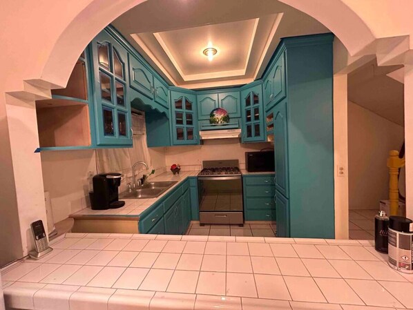 Microwave, oven, stovetop