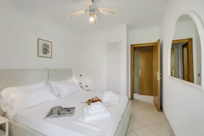 1 habitación, wifi y ropa de cama