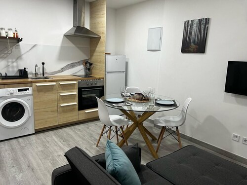 Beautiful fully equipped and refurbished studio apartment in the center of Madrid