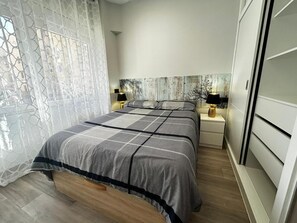 2 bedrooms, iron/ironing board, WiFi, bed sheets - Beautiful and centrally located apartment in Madrid for 4 persons (Madrid)