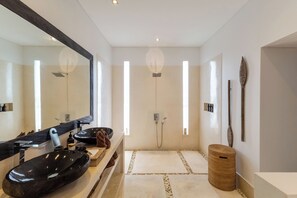 Villa, Private Bathroom, Poolside | Bathroom | Free toiletries, hair dryer, towels, soap - Villa Naema - 4 BR Private Villa (Seminyak)