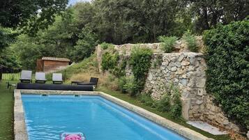 Piscine extérieure, piscine chauffée