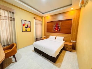 Shower, free toiletries, soap, shampoo - Nusantara Inn Hotel (Sepaku)
