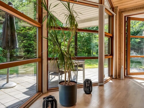 "Rosaline" - 500m from the sea by Interhome