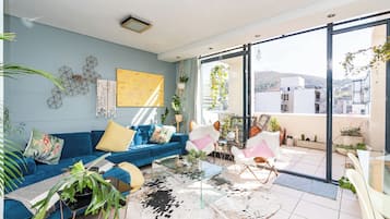 Departamento de lujo, balcón, vista a la montaña | Tabla de planchar con plancha y wifi gratis