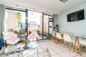 Luxury-Apartment, Balkon, Bergblick