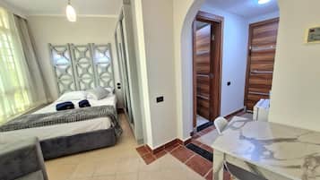 1 bedroom, free WiFi, bed sheets