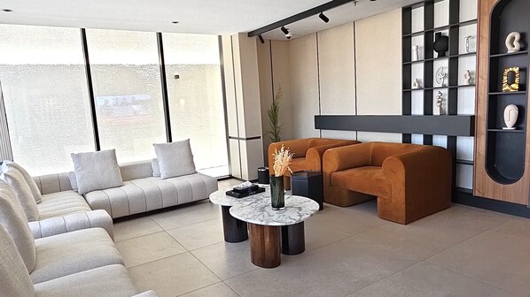 Interior detail - White Season Hotel (Haql)