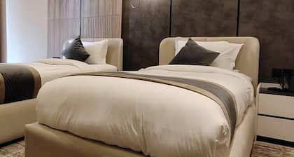 White Season Hotel