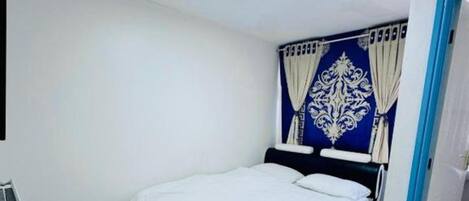 Standard Double Room, 1 Double Bed | Desk, iron/ironing board, free WiFi, bed sheets