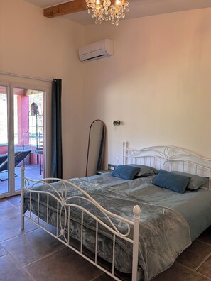 2 Schlafzimmer, Bügeleisen/Bügelbrett, kostenloses WLAN, Bettwäsche