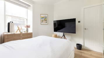 Apartment, City View | Laptop workspace, blackout drapes, free WiFi, bed sheets