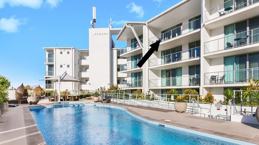 The Top Deck Retreat Ballina