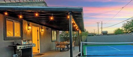 المنطقة المحيطة بالمنشأة