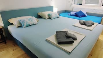 3 bedrooms, iron/ironing board, travel crib, free WiFi