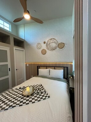 1 chambre, fer et planche à repasser, Wi-Fi gratuit, draps fournis