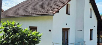Relaxing and charming 2-bedroom house in fantastic area near Plitvička jezera