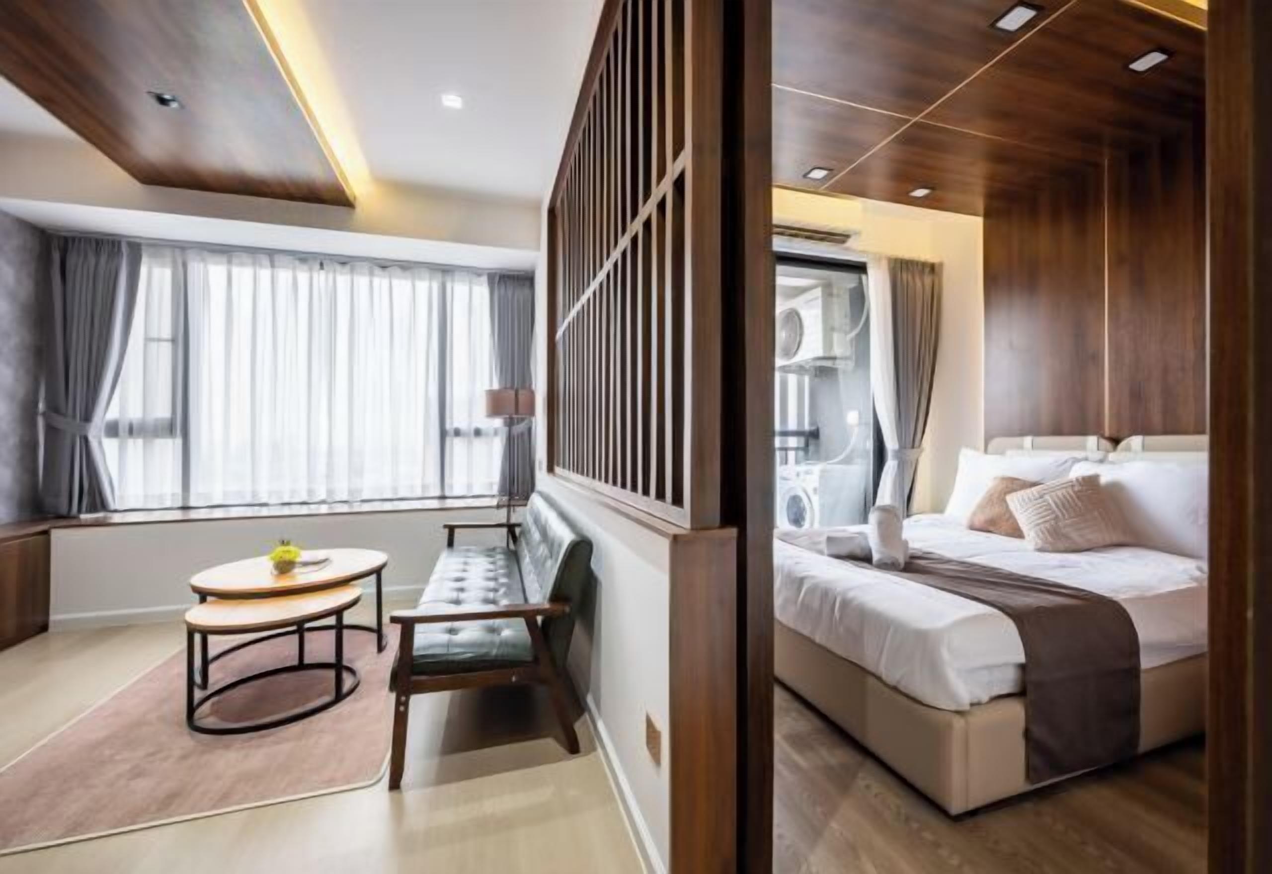 Espace de travail pour ordinateur portable, Wi-Fi gratuit, draps fournis