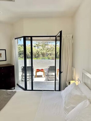 2 bedrooms, desk, iron/ironing board, travel crib - Spectacular Golf Views Ganso Golf (Benalmádena)